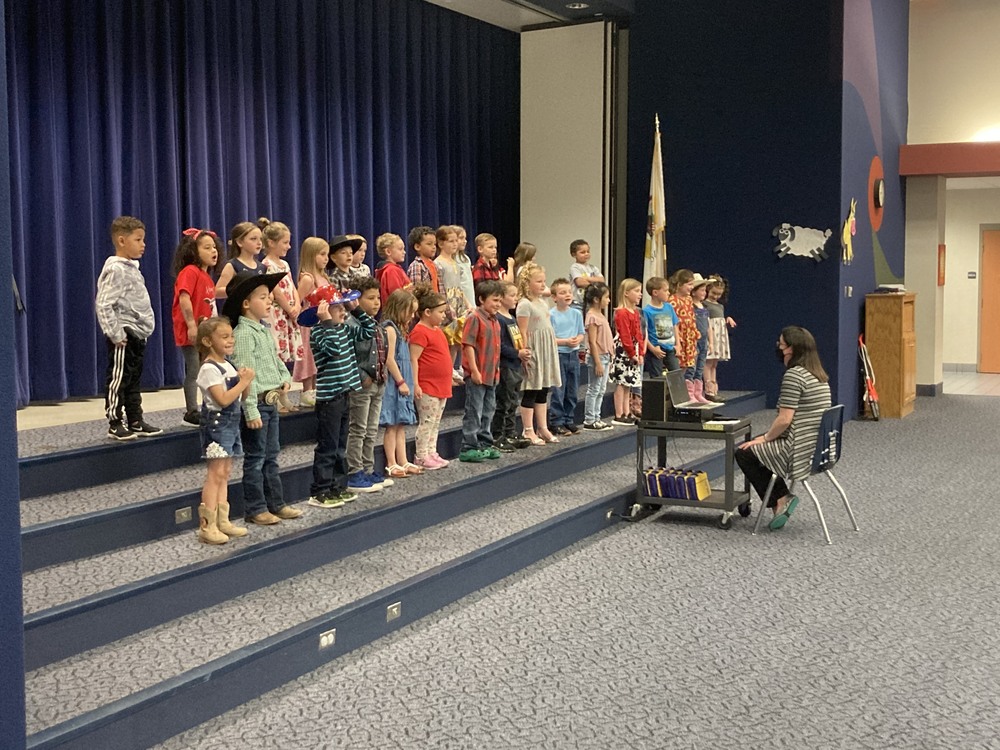 The Riddle Kindergarten Musical was a Hit